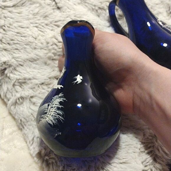 Vintage Set of Two Cobalt Blue Small Mary Gregory Cruets, Ewer Hand Painted Pair - Picture 6 of 15